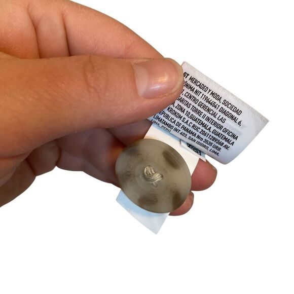 American Eagle Cream Linen Cropped Long Sleeve Button Blazer Size Small - Picture 8 of 9